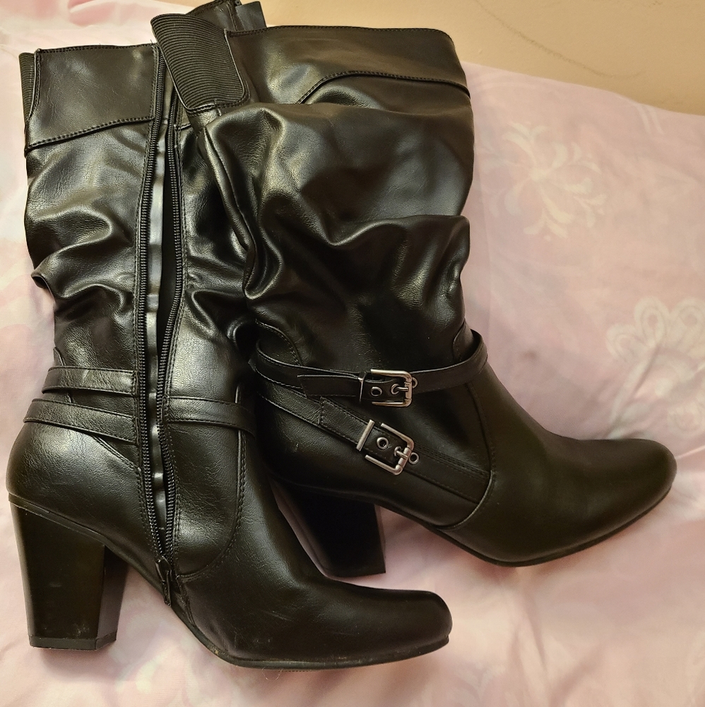 Black pair of boots